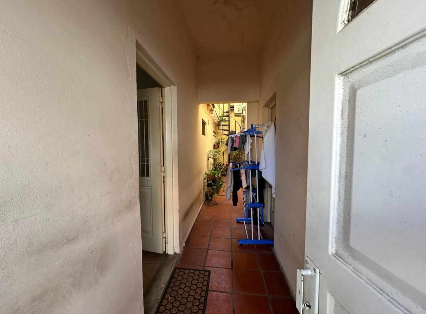 Foto de VENTA PH 2 AMB MUNRO AL FRENTE LUMINOSO CON RENTA, imagen 2