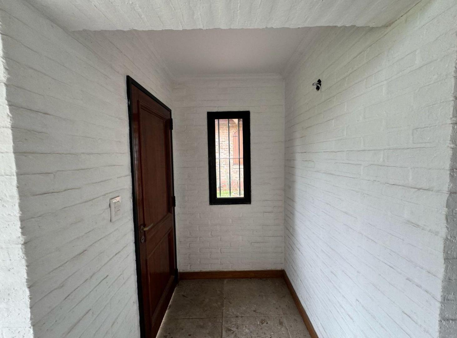 Foto de VENTA CASA APTA CREDITO COUNTRY CHAMPAGNAT PILAR, imagen 4