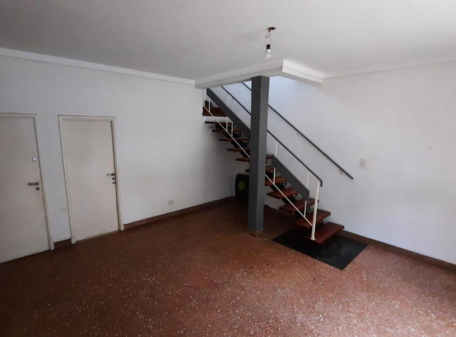 Foto de VENTA CASA 3 AMBIENTES VILLA MARTELLI COCHERA, imagen 5