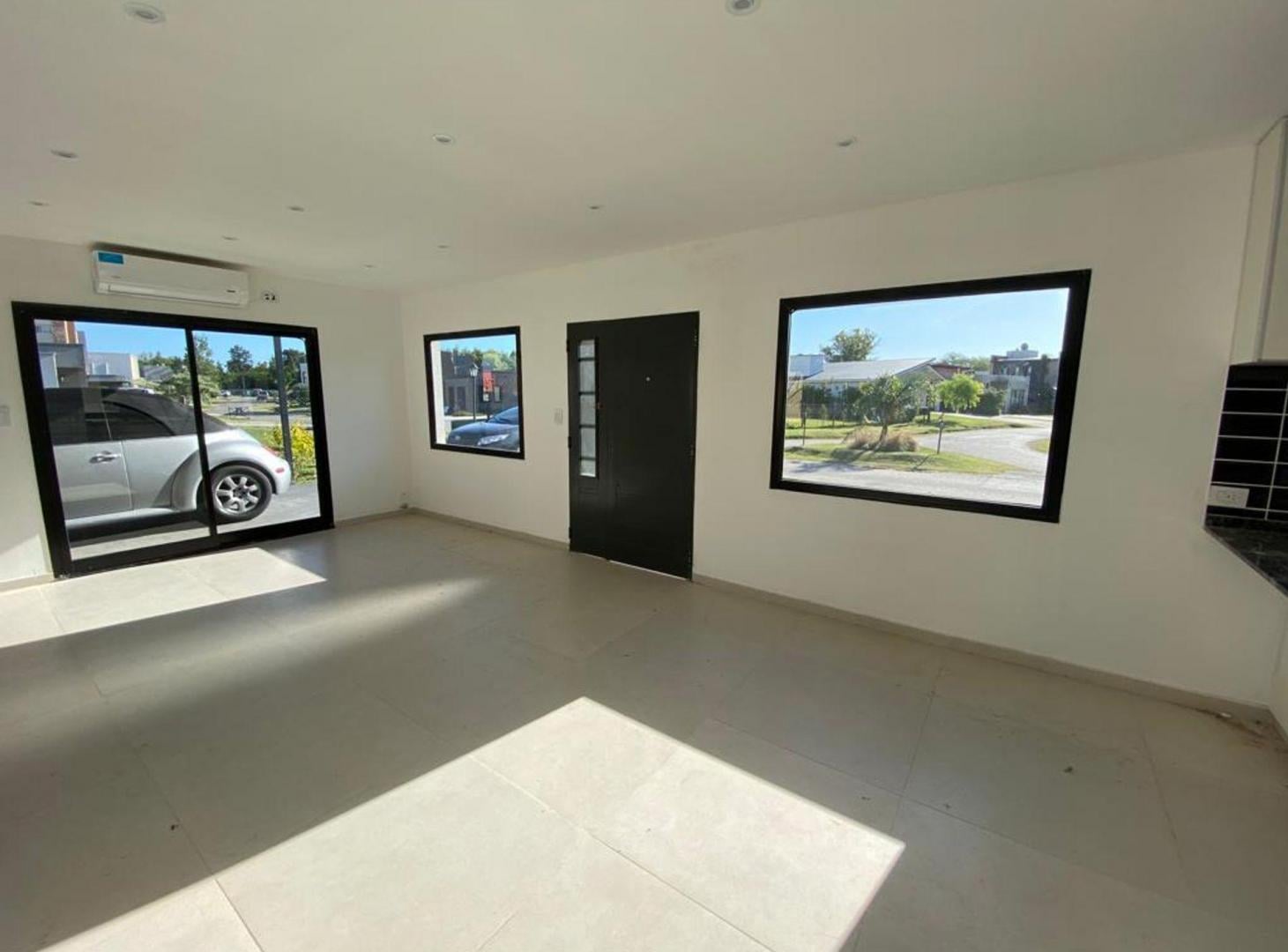 Foto de VENTA CASA LA CAÑADA PILAR APTA CREDITO - PILETA, imagen 3