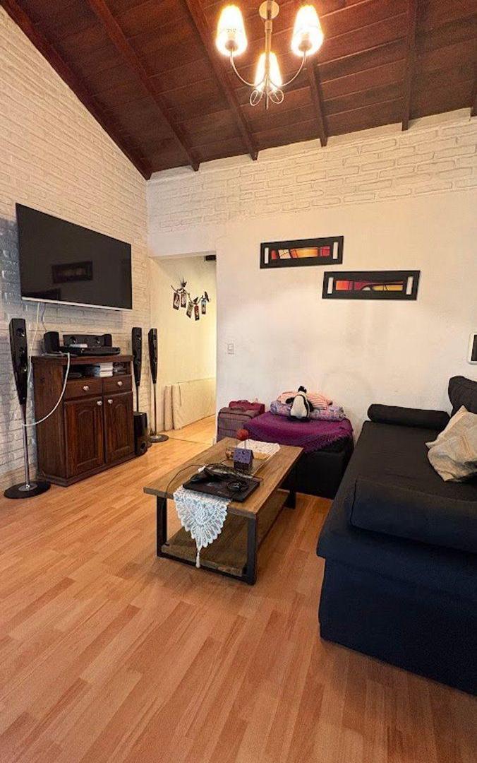 Foto de VENTA CASAQUINTA CON PARQUE PILETA LA LONJA PILAR, imagen 1