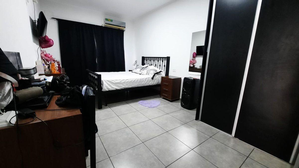 Foto de VENTA CASA 5 AMBIENTES MATHEU ESCOBAR, imagen 3