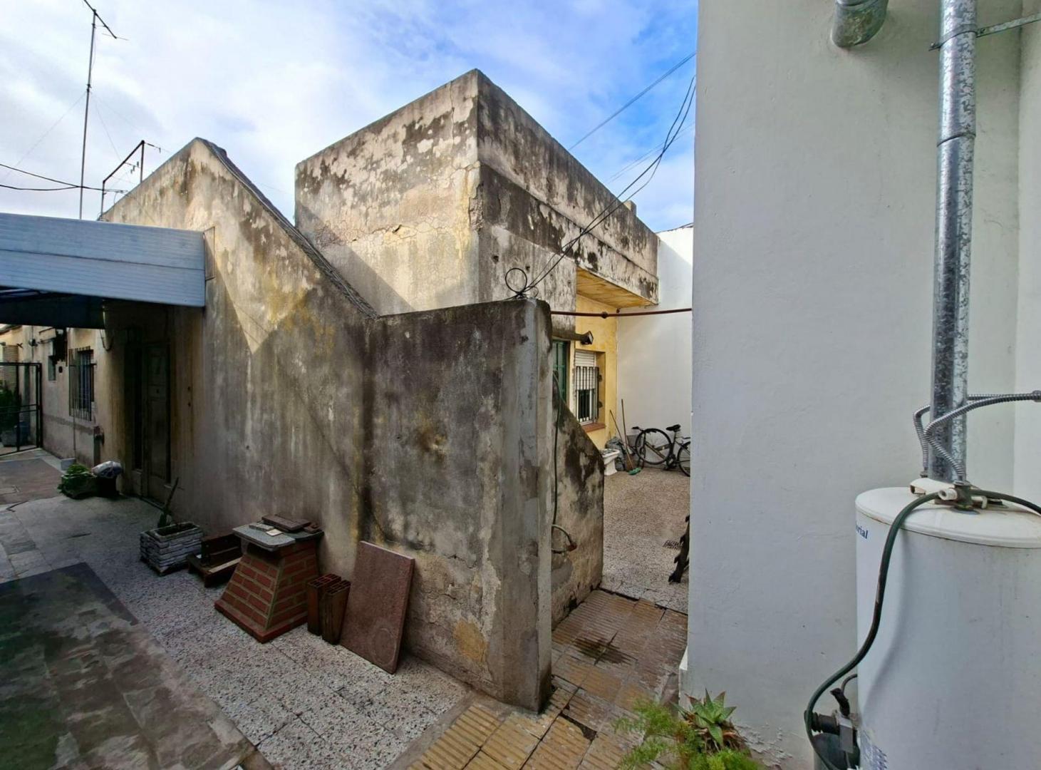 Foto de VENTA LOTE GRAN POTENCIAL EN VILLA DEL PARQUE, imagen 2