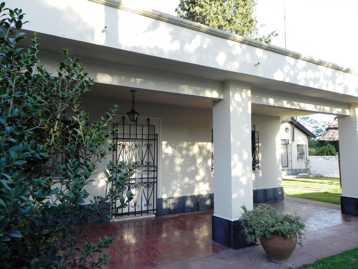 Foto de VENTA CASA QUINTA + CASA CASEROS LA REJA MORENO, imagen 1
