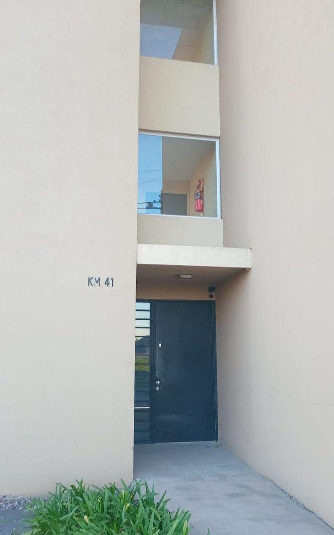 Foto de OFICINA EN VENTA - KM 41 Pilar, imagen 5