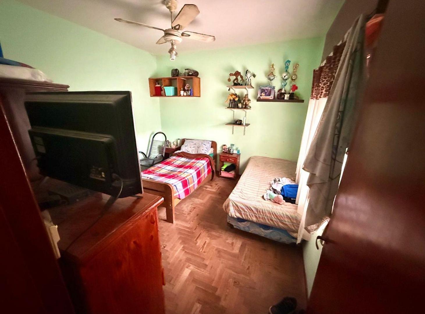 Foto de VENTA DEPARTAMENTO PH 4 AMB BANFIELD, imagen 5