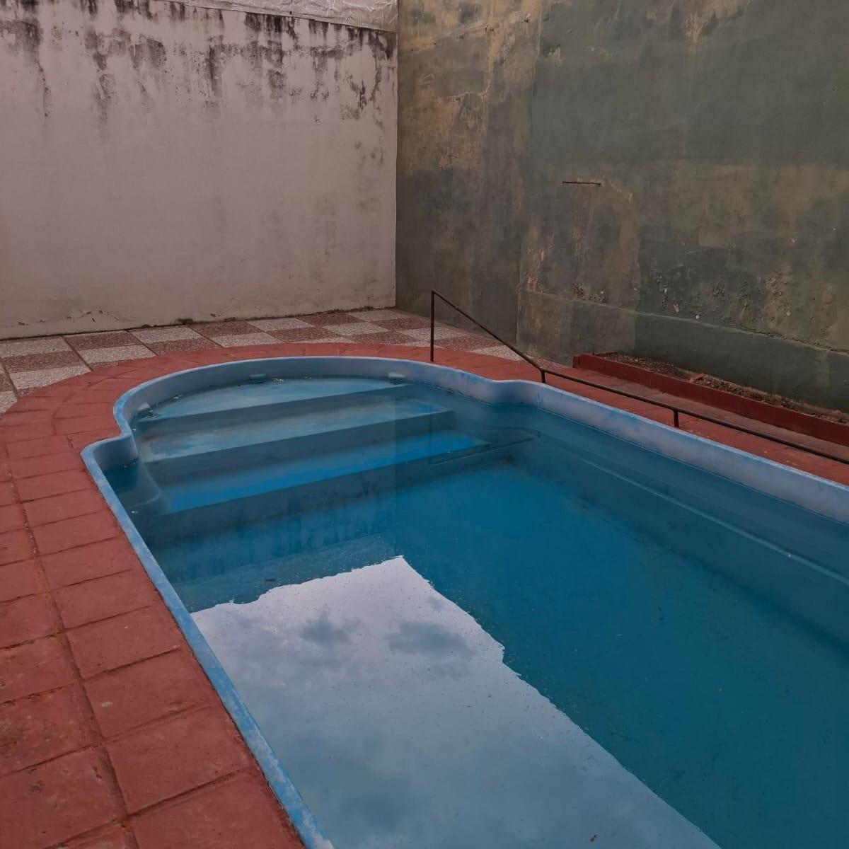 Foto de CASA EN VENTA -APTA CRÉDITO- 3 DORMITORIOS - PILETA- GARAGE - ALTA, imagen 5