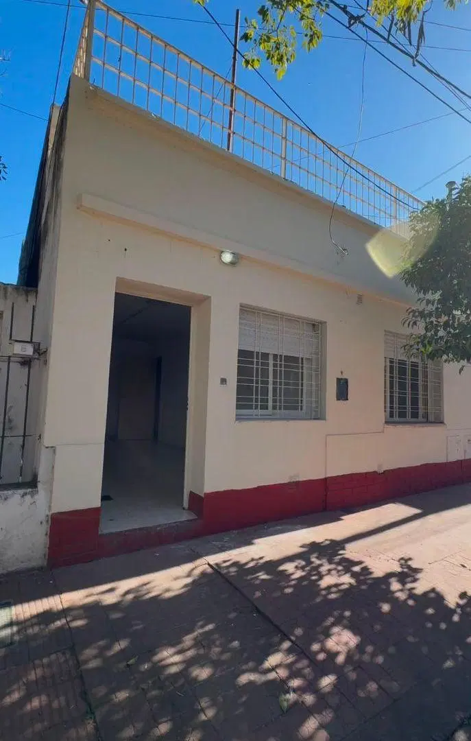 CASA EN ALQUILER - DOS DORMITORIOS - BARRIO LA FRANCE 5