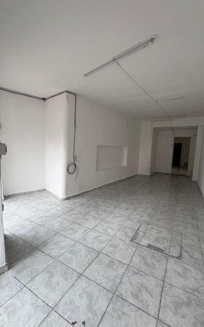 Foto de Salón comercial en alquiler, imagen 4