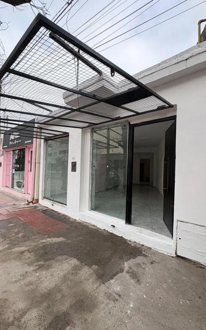 Salón comercial en alquiler 1