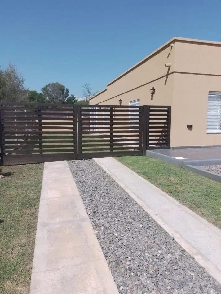 VENTA CASA EN BARRIO CERRADO ALTOS DE CARLOS PAZ 4