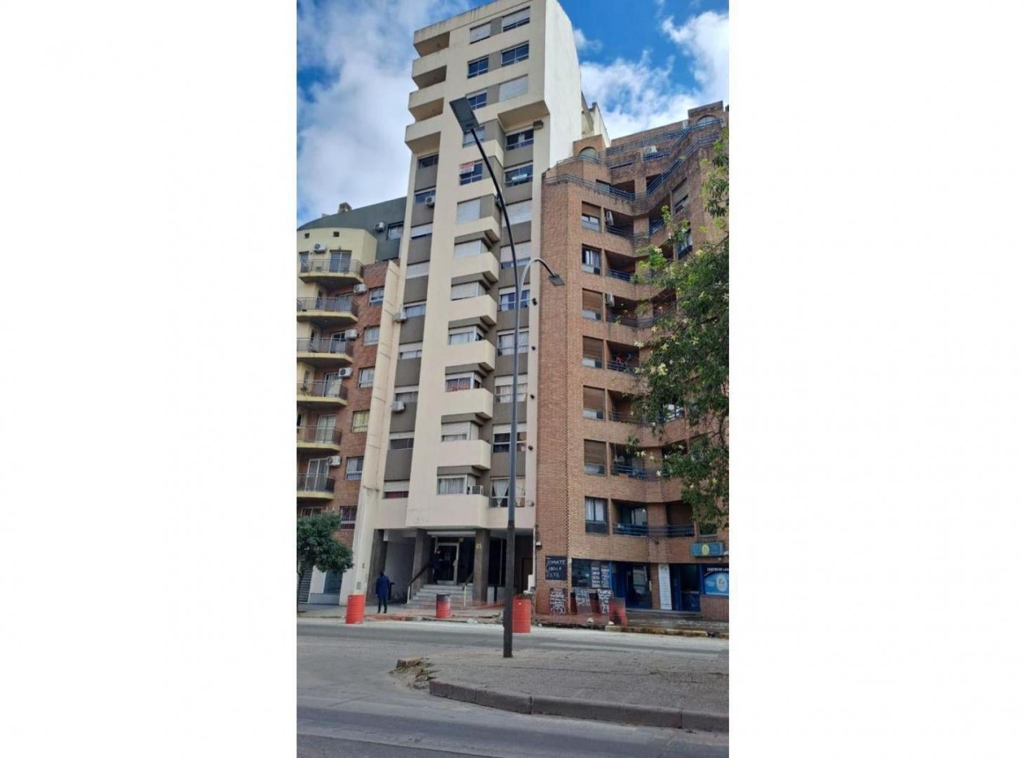 Alquier departamento 2 dormitorios con cochera en nueva cordoba