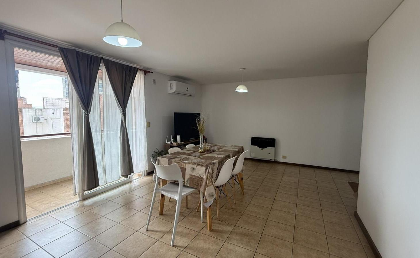 Foto de Gran departamento en venta un dormitorio 2 balcones, imagen 5