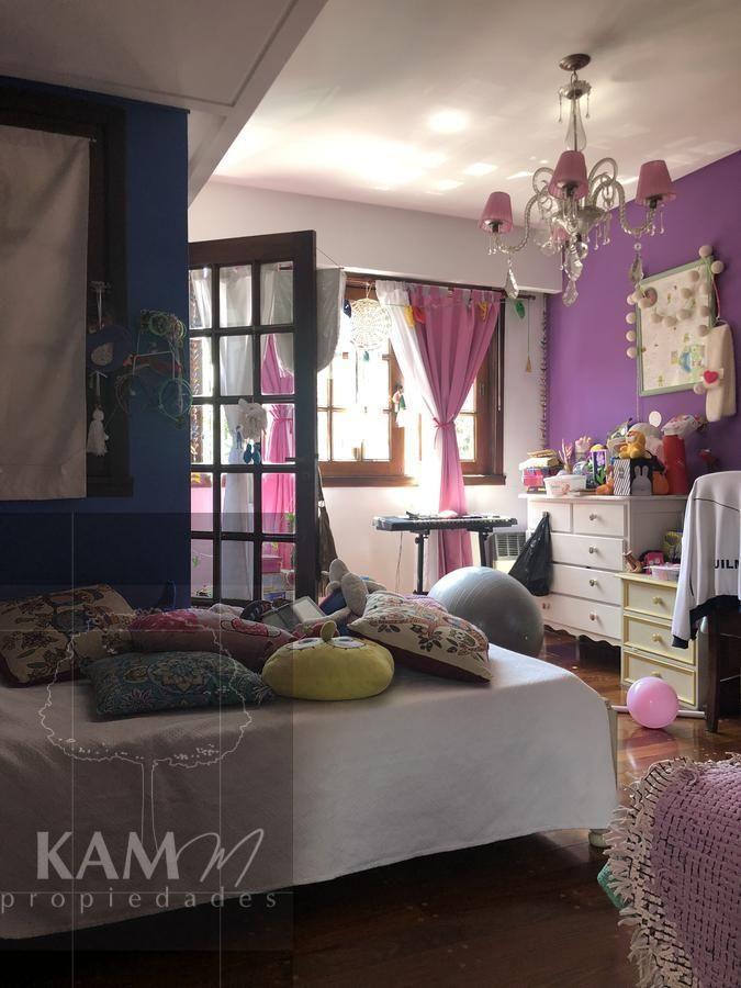 Casa en Venta de 4 Dorm. C/ Cochera en Quilmes Oeste, Se Escuchan Ofertas 4