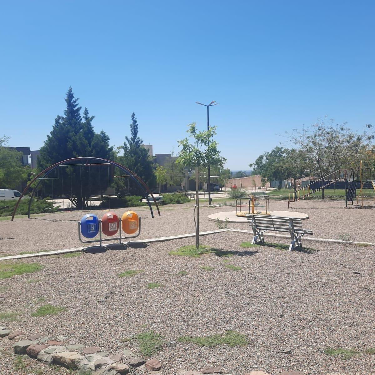 Venta Lote en Barrio Privado La Bastilla (Muy Cerca del Dalvian) 2