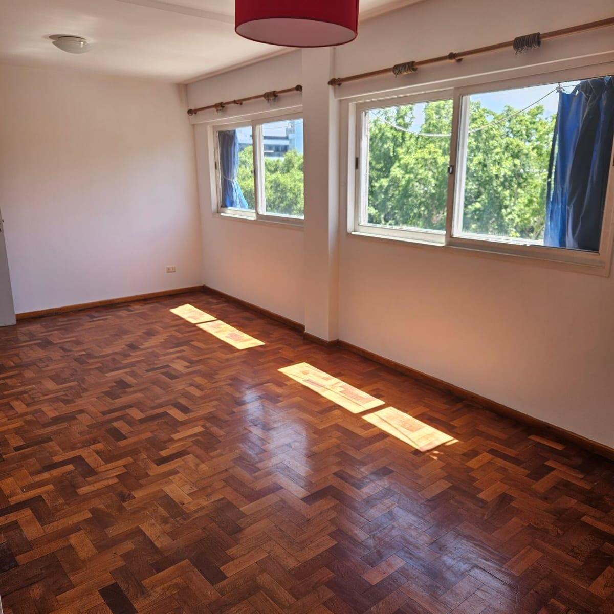 Venta Departamento Apto Airbnb con Cochera a 1 Cuadra Plaza Independencia 1