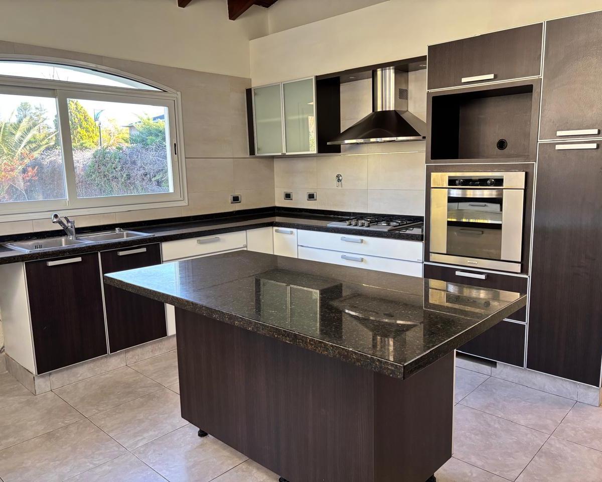 Casa en Venta Barrio Las Candelas II, Chacras de Coria. 1