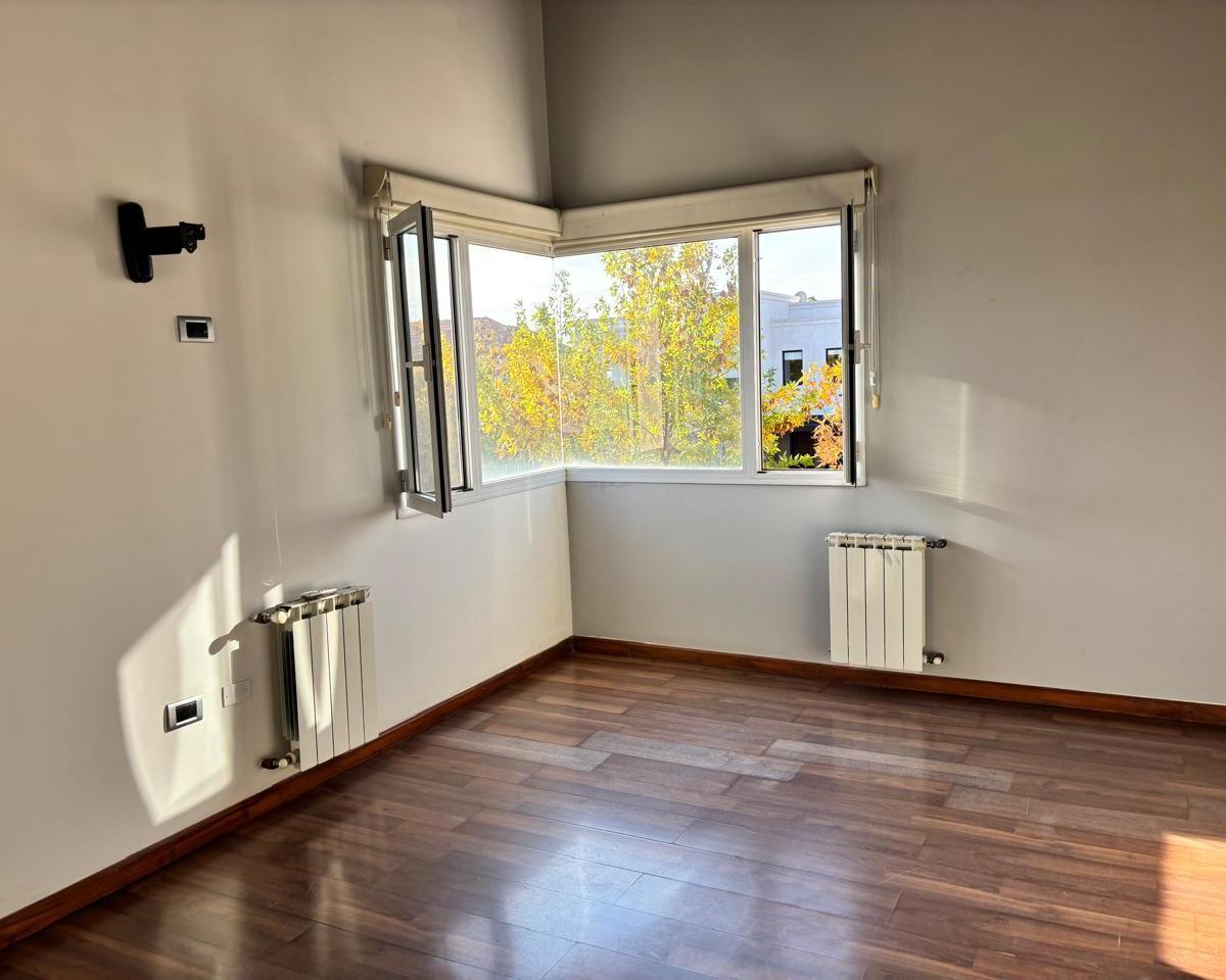 Casa en Venta Barrio Las Candelas II, Chacras de Coria. 4