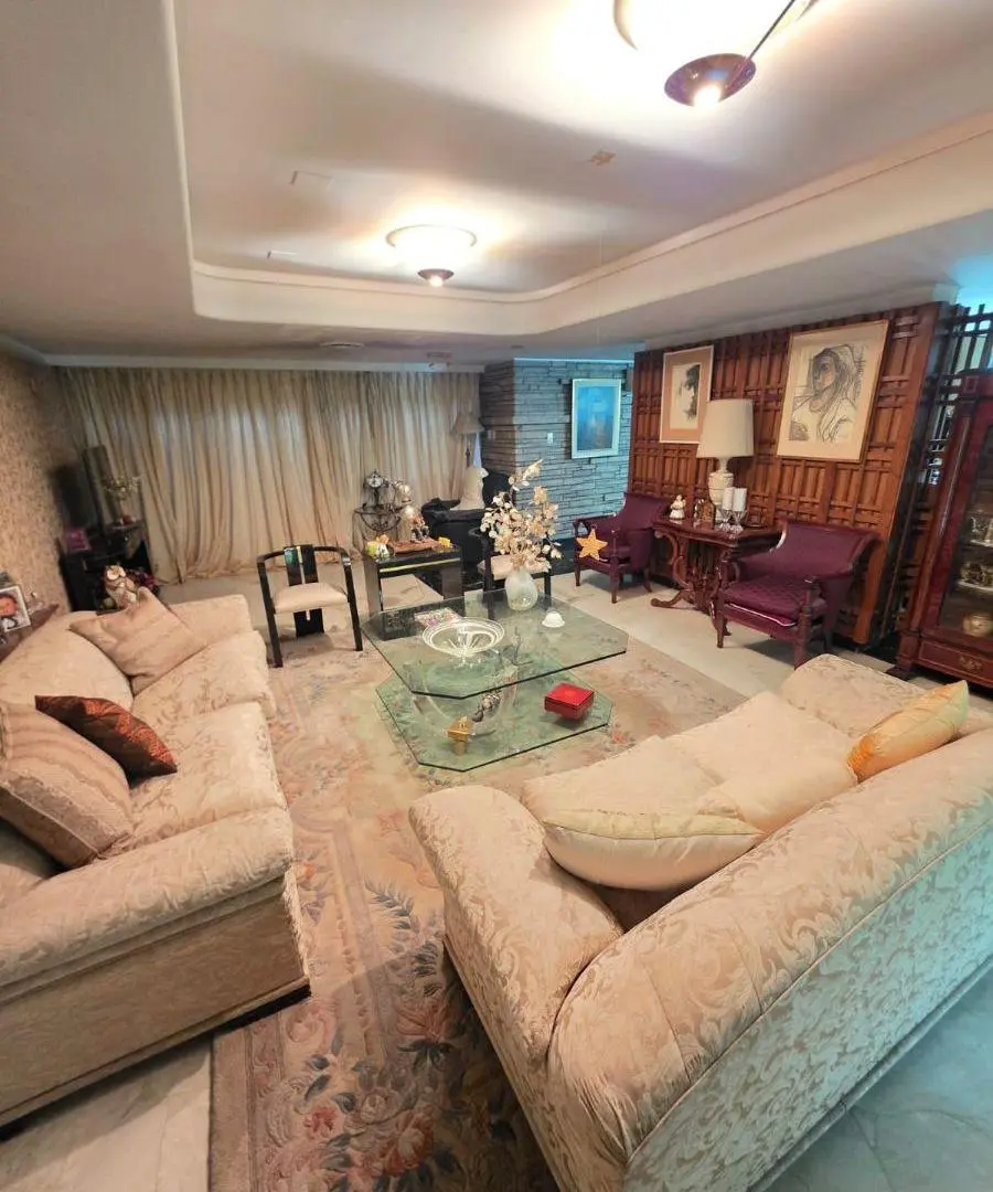 Venta casa/terreno frente a Zaldivar y lindera a las nuevas torres de Kristich 5