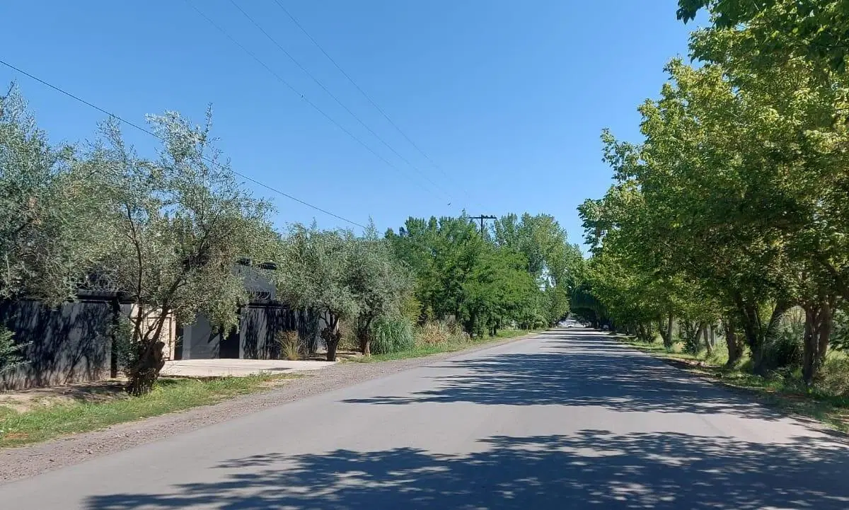 Venta lote esquina Chacras de Coria, 3800 metros 5