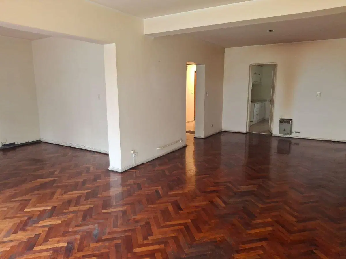 Departamento en alquiler, calle San Lorenzo, ciudad, Mendoza. 1