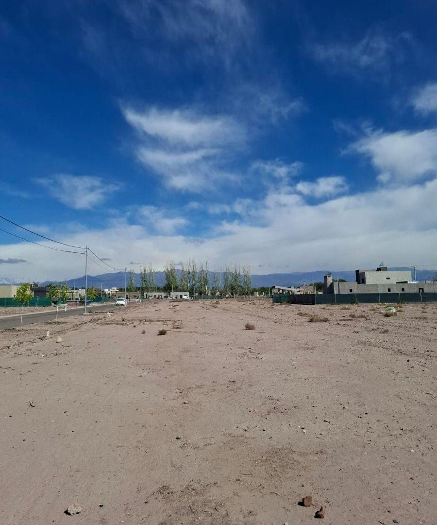 Foto de Lote en venta Barrio Milcayac II, Maipú, Mendoza., imagen 2