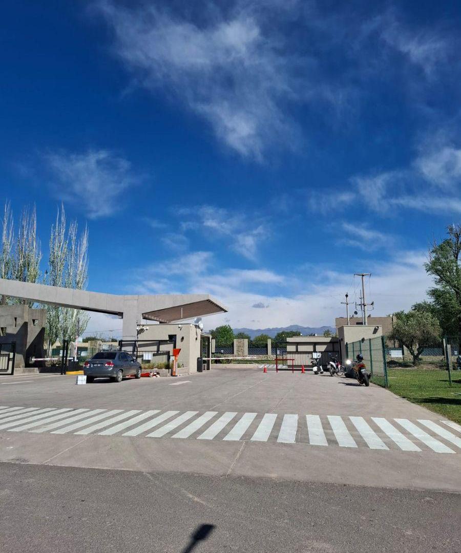 Foto de Lote en venta Barrio Milcayac II, Maipú, Mendoza., imagen 1