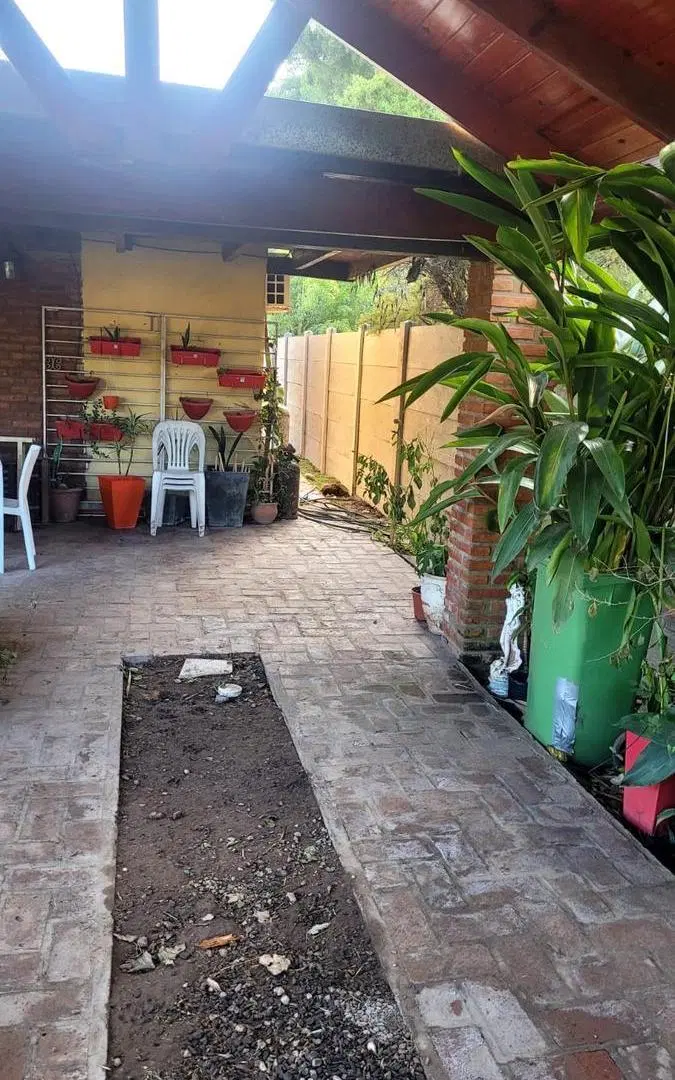 Casa EN ESQUINA POSIBLE COMERCIAL 5