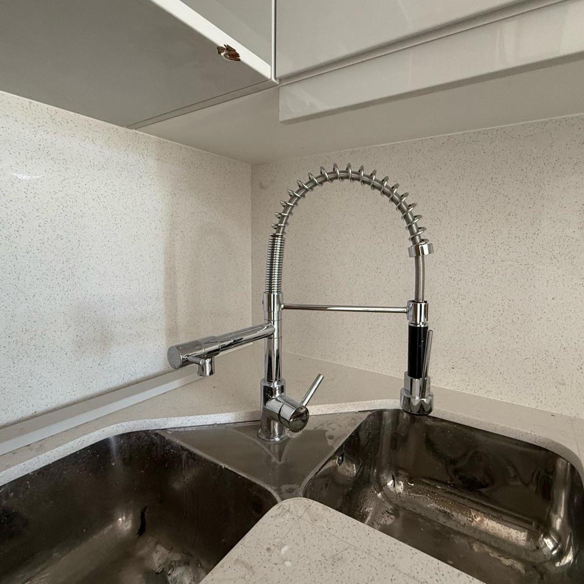 Venta Departamento Monoambiente con Patio y Balcon - Caballito 4
