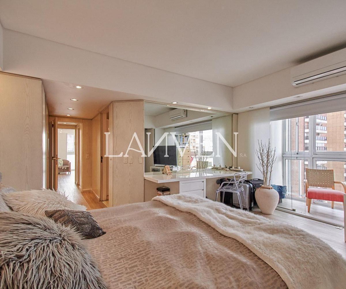 Venta Departamento 5 Ambientes con Dos Cocheras - Belgrano 2