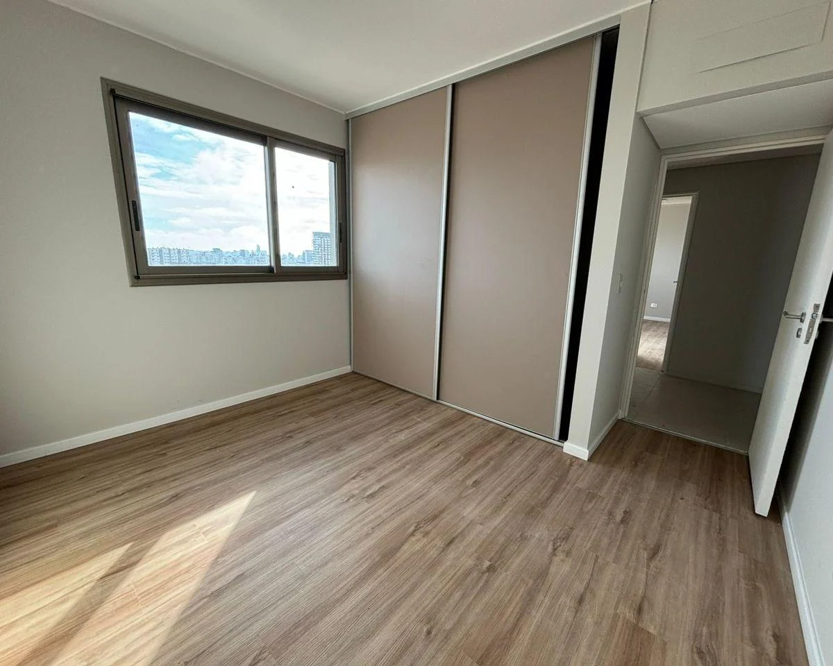 Venta Departamento 4 Ambientes con Balcon - Belgrano 2