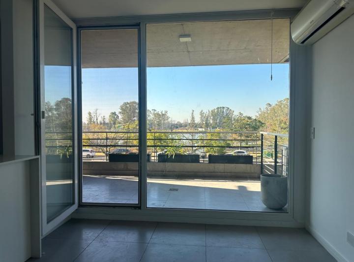 Venta 2 ambientes en Buenavista 1