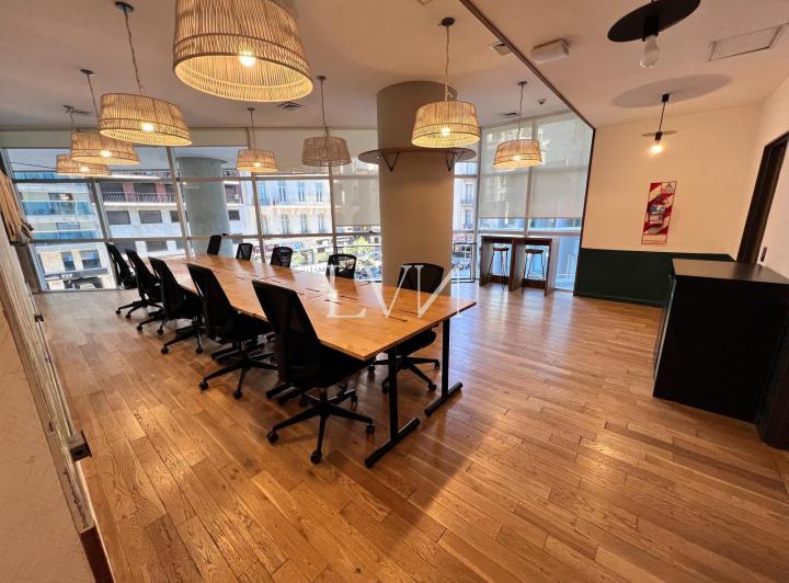 Foto de Alquiler Oficina 100m2 en Torre Bellini Esmeralda, imagen 2