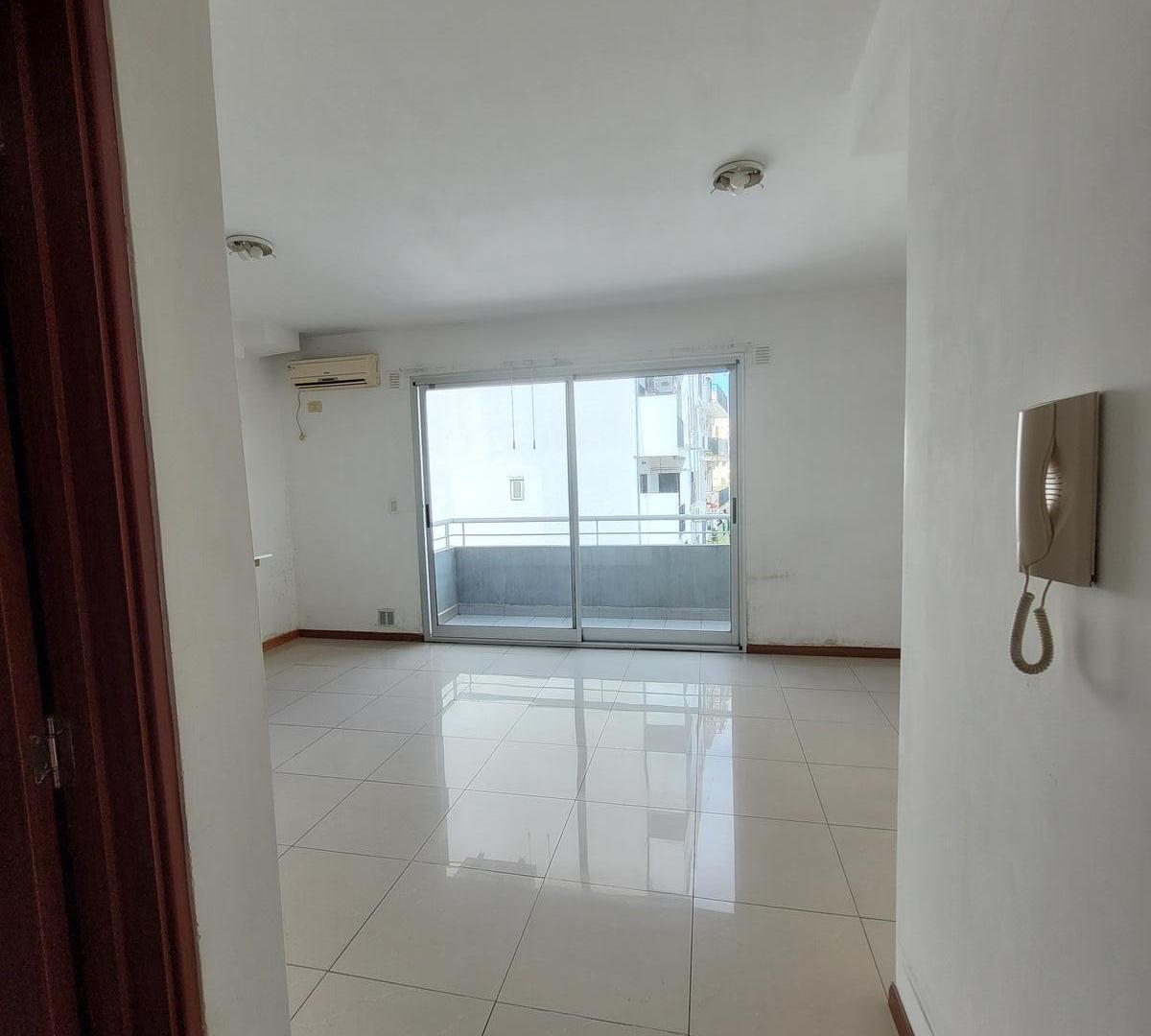 Foto de Departamento Monoambiente con balcón. Recoleta, imagen 5