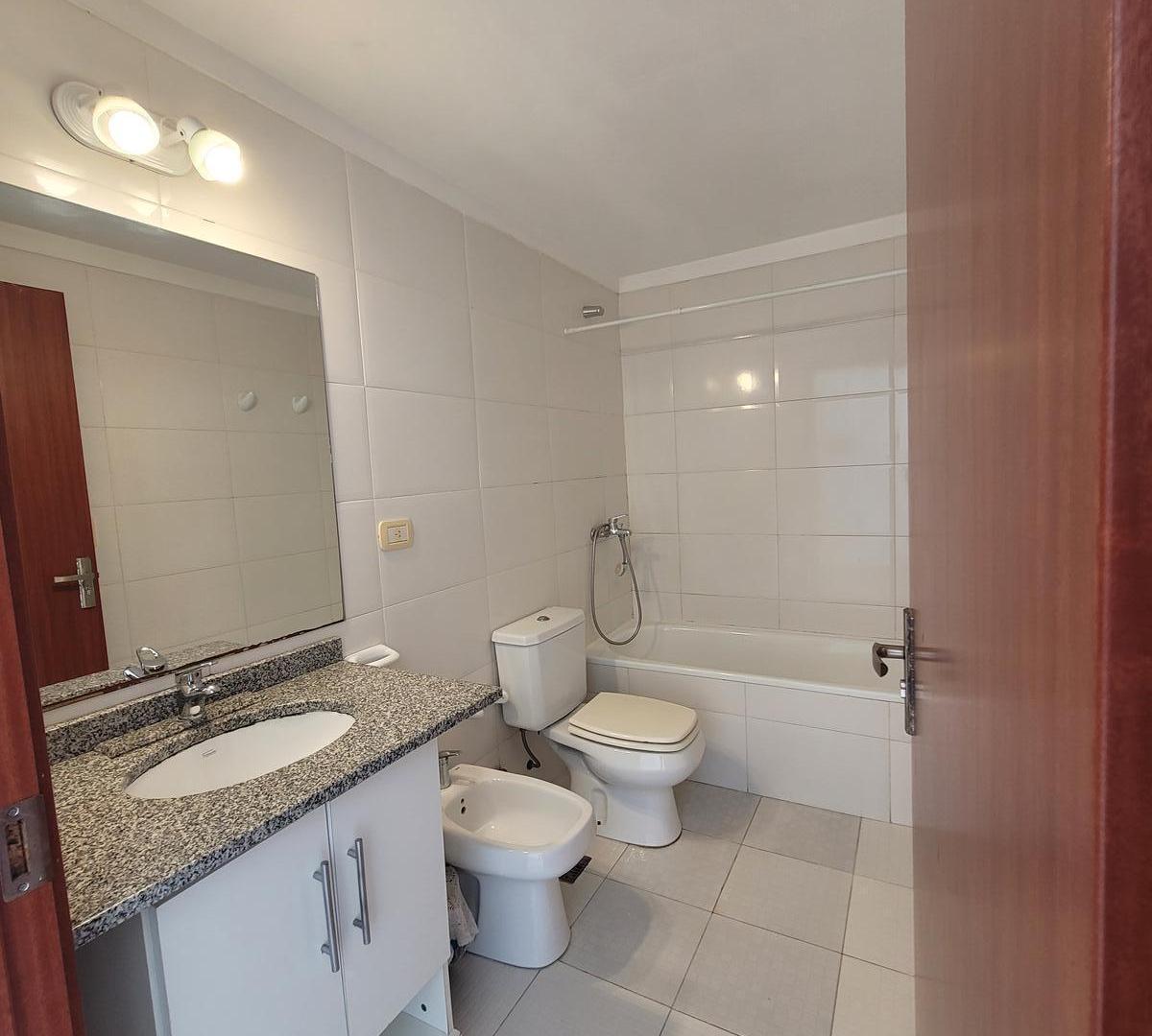 Foto de Departamento Monoambiente con balcón. Recoleta, imagen 4