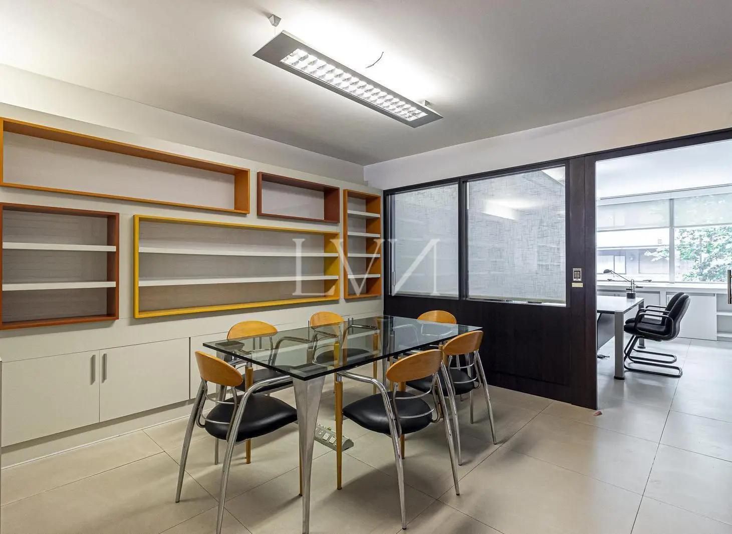 Venta amplia y luminosa Oficina en Palermo 2