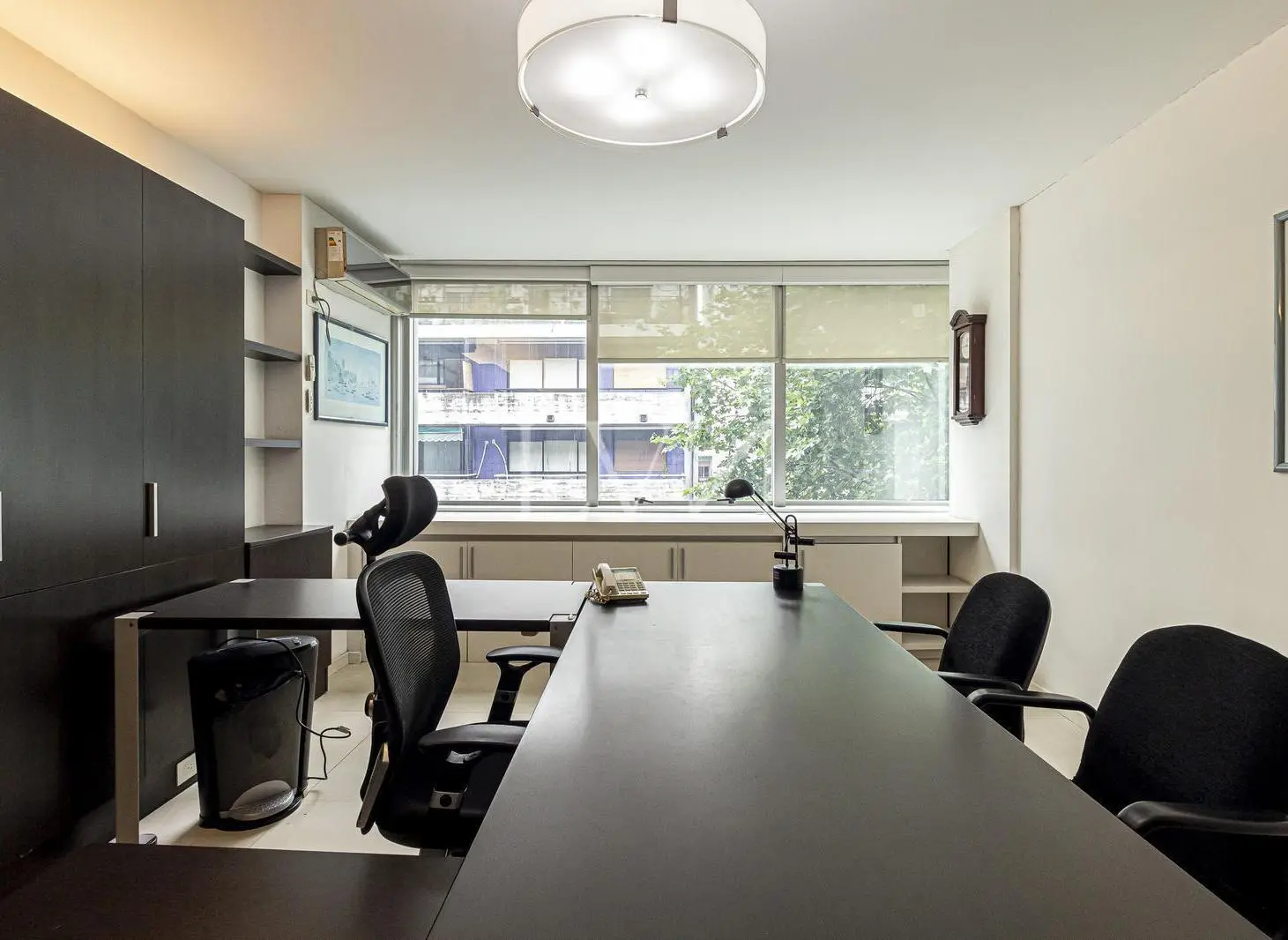 Venta amplia y luminosa Oficina en Palermo 3