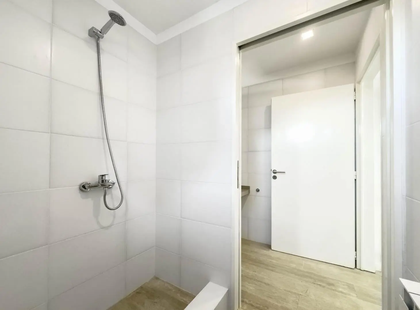 Monoambiente a estrenar en Colegiales – Contrafrente, orientación este y amenities 4