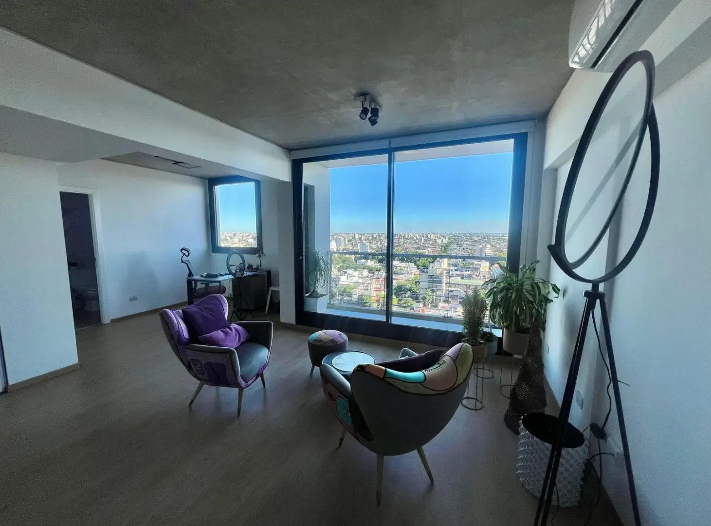 ALQUILER OFICINA TORRE PALMERA CABALLITO 3