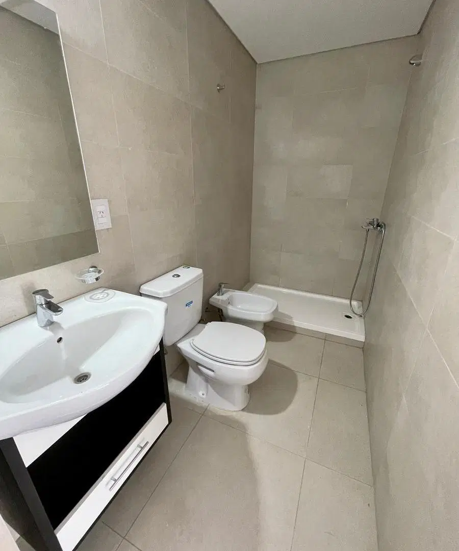 Venta departamento 2 ambientes loft con galeria y jardin - Pilar 3