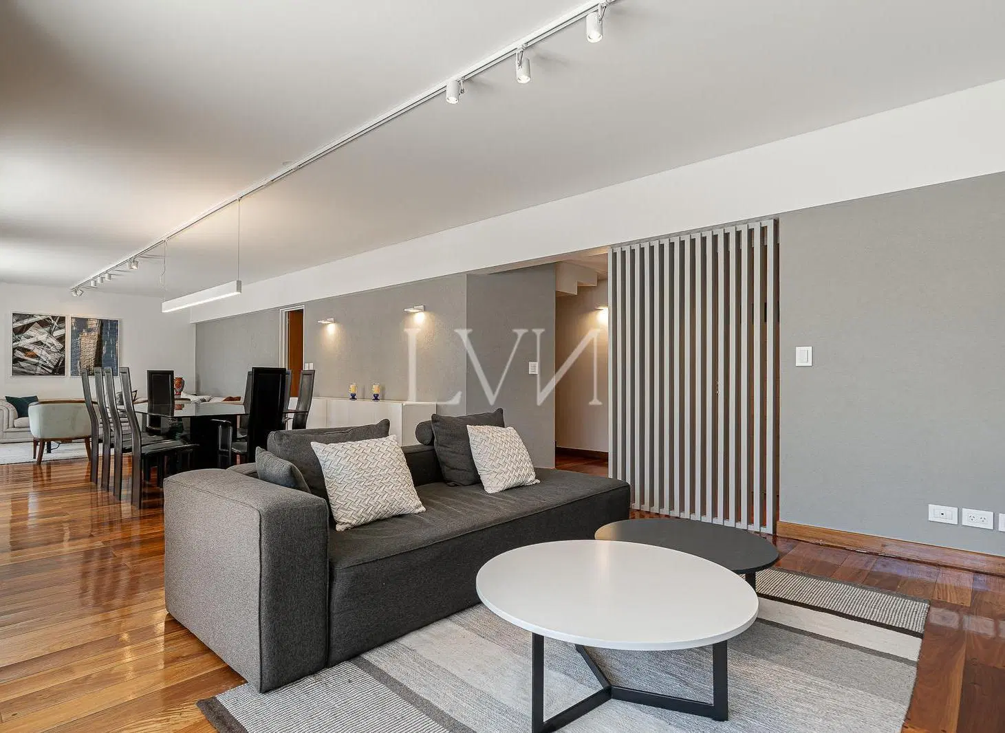 Venta departamento 4 ambientes balcón terraza y  cochera, Palermo. 3