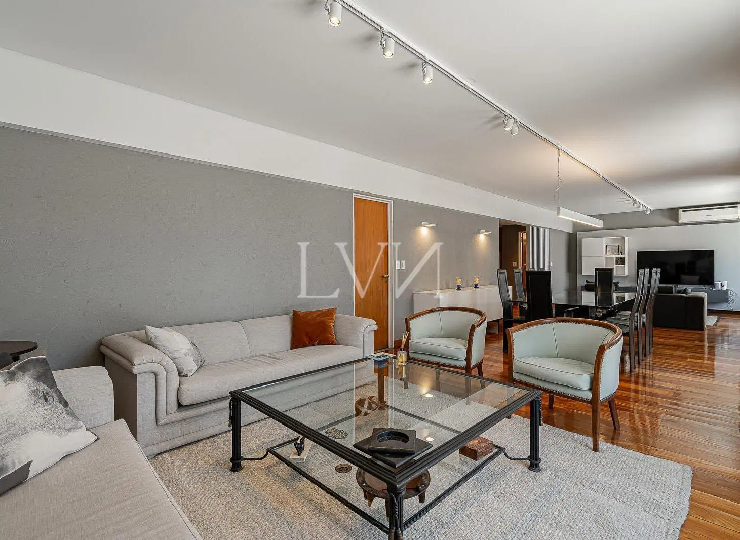 Venta departamento 4 ambientes balcón terraza y  cochera, Palermo. 5