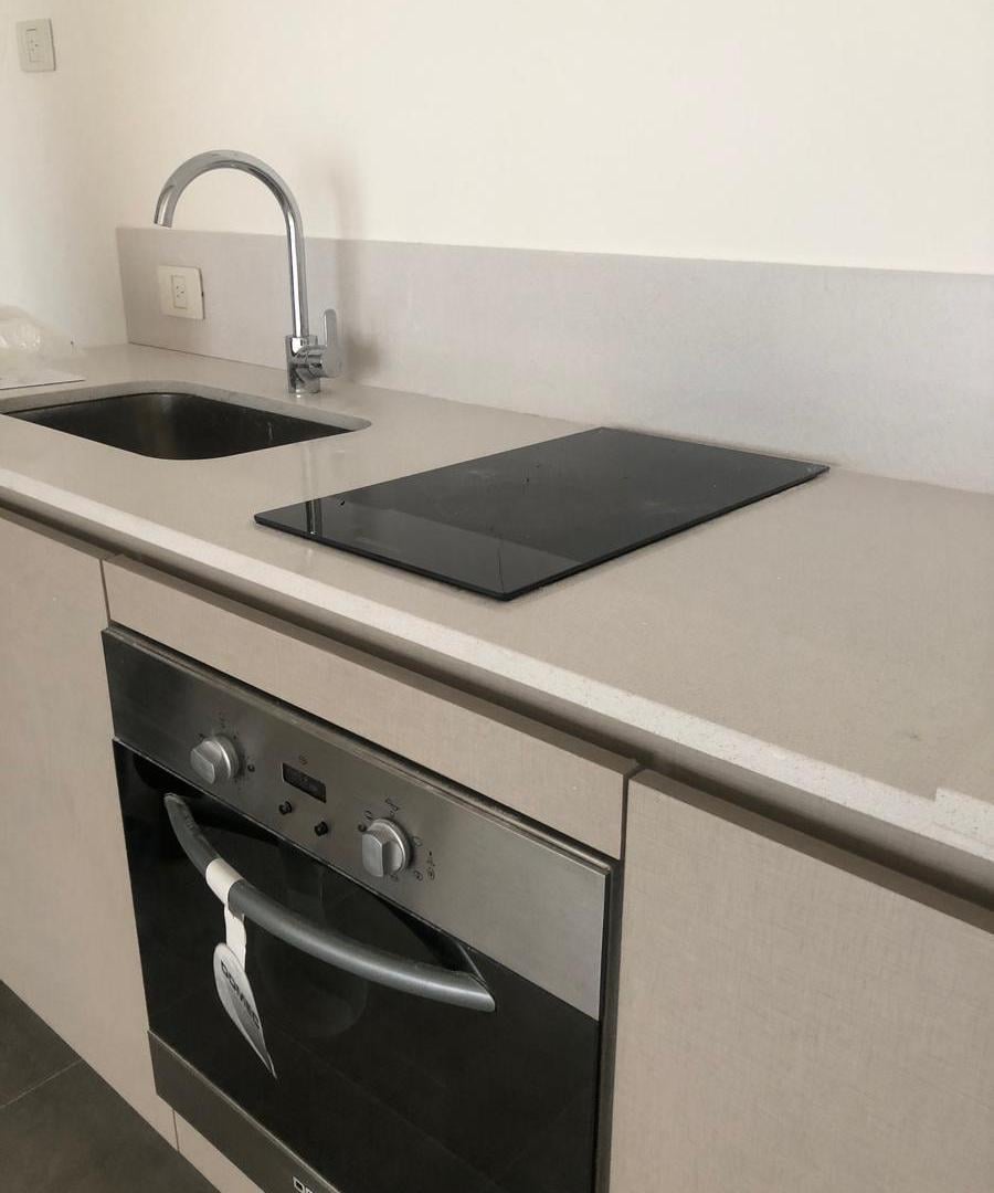 Foto de ALQUILER DEPARTAMENTO 2 AMBIENTES EN LIBERTADOR AL RIO - OLIVOS., imagen 4