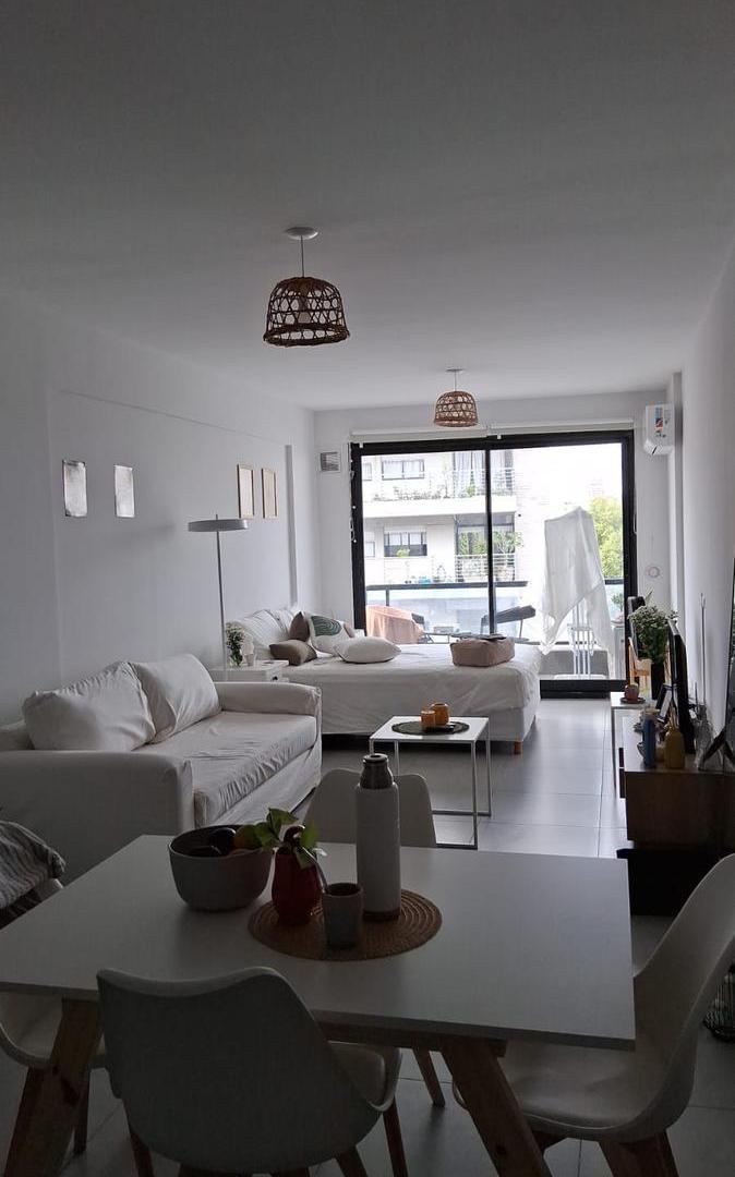 Foto de Monoambiente apto profesional en alquiler, imagen 1