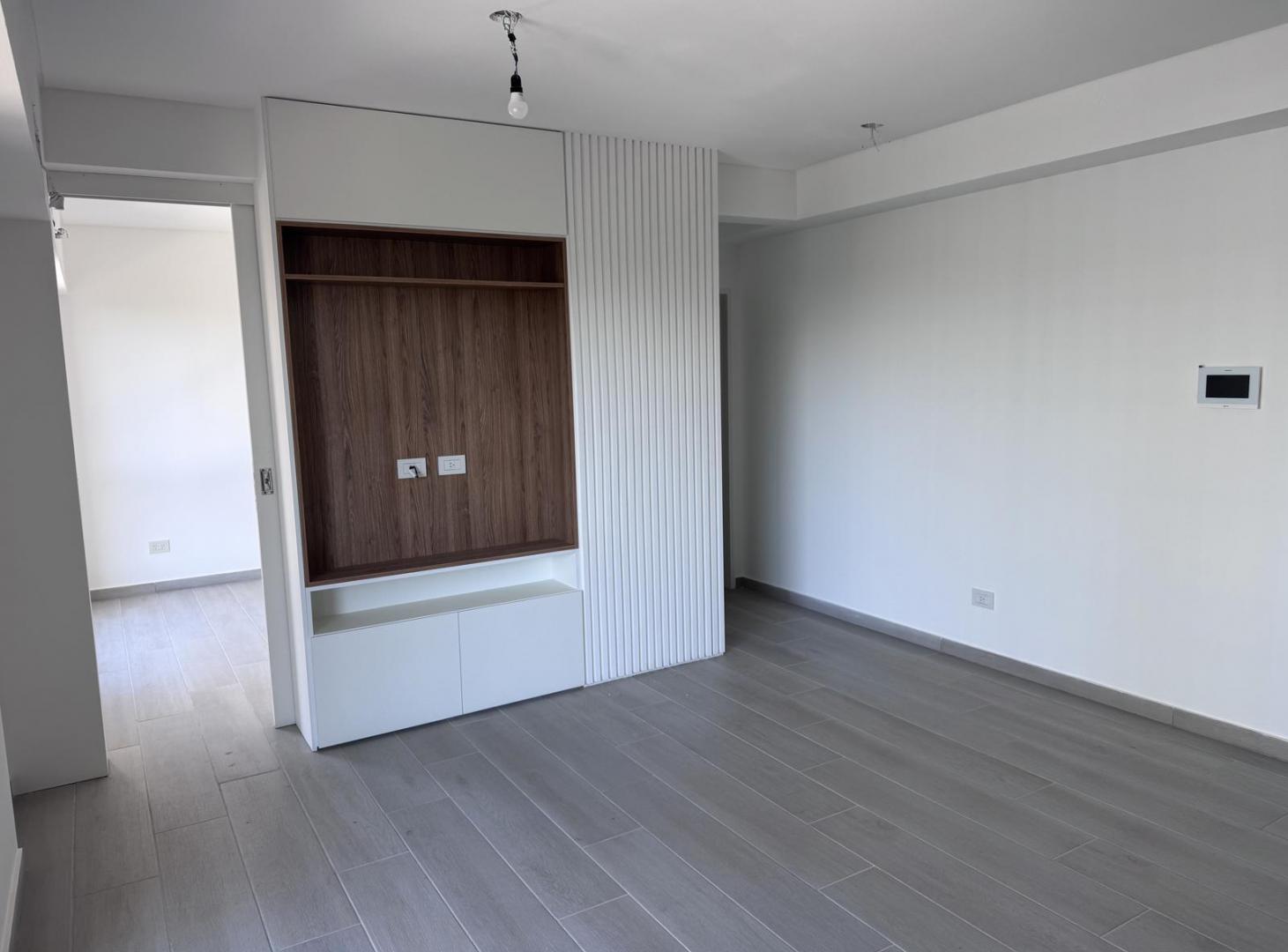 Foto de venta departamento 2 ambientes con cochera - Olivos, imagen 3