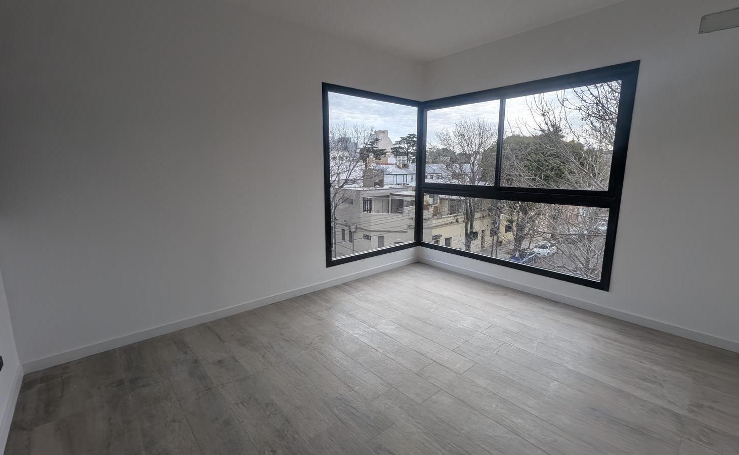 Foto de Departamento en venta de 2 amb, 48 m2, con balcón. Villa Urquiza, imagen 1