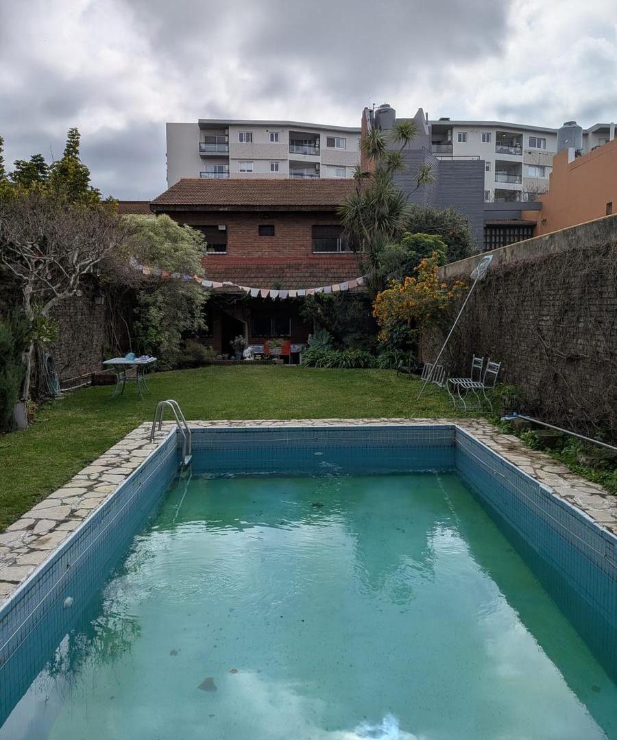 Foto de Venta Casa 5 amb en Coghlan, imagen 5