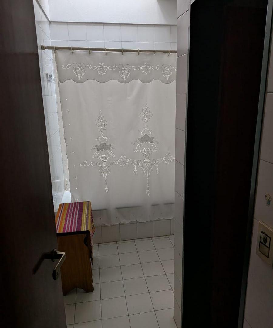 Foto de Venta Casa 5 amb en Coghlan, imagen 1
