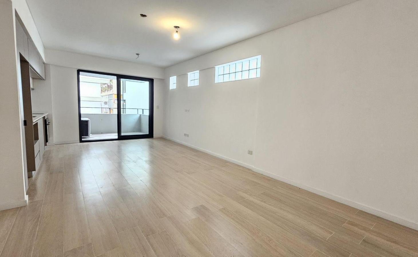 Foto de Alquiler Monoambiente divisible con balcón y baulera a estrenar en Las, imagen 3