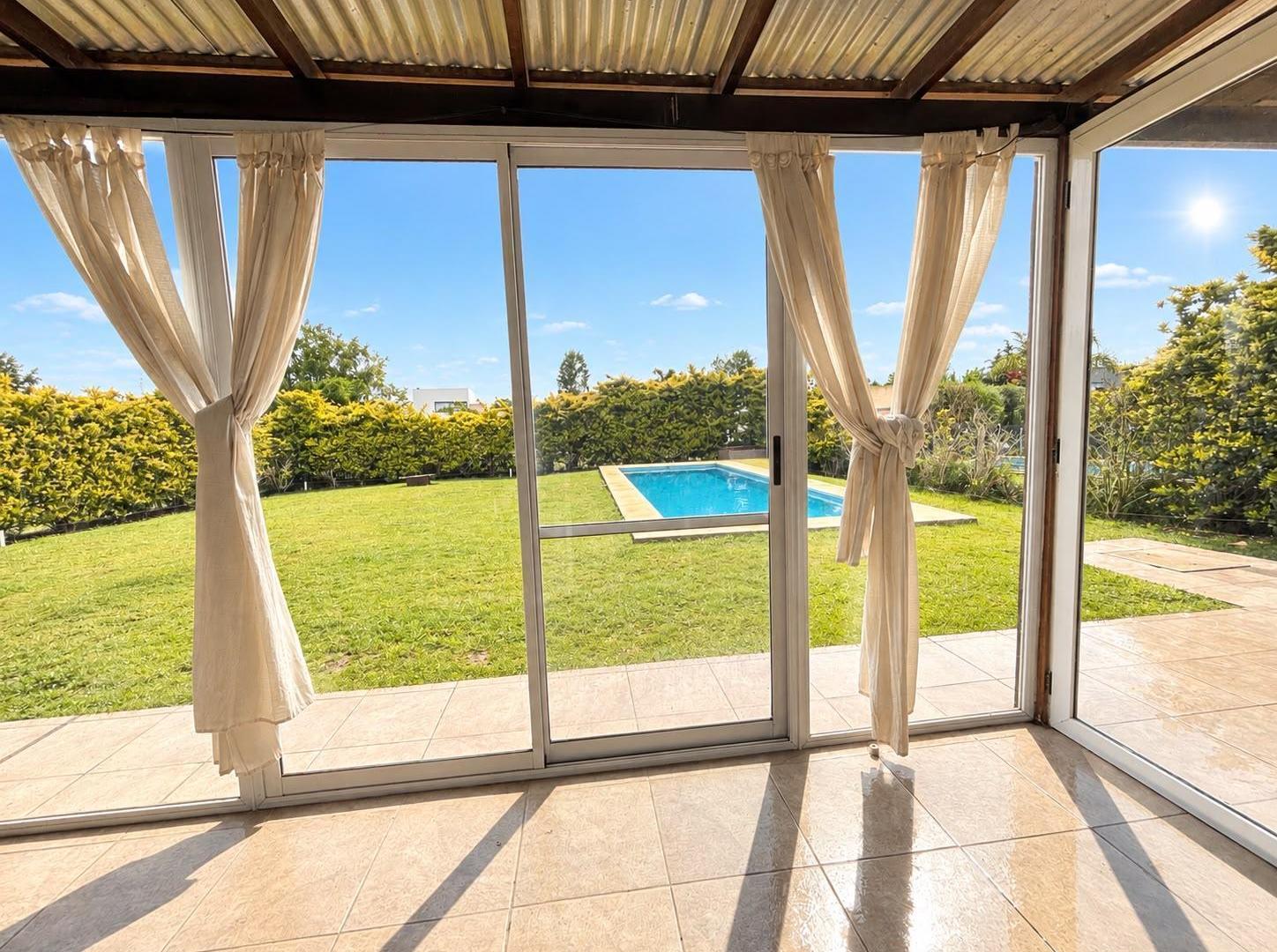 Foto de Casa en venta - alquiler , El Cantón. Con Pileta, imagen 3